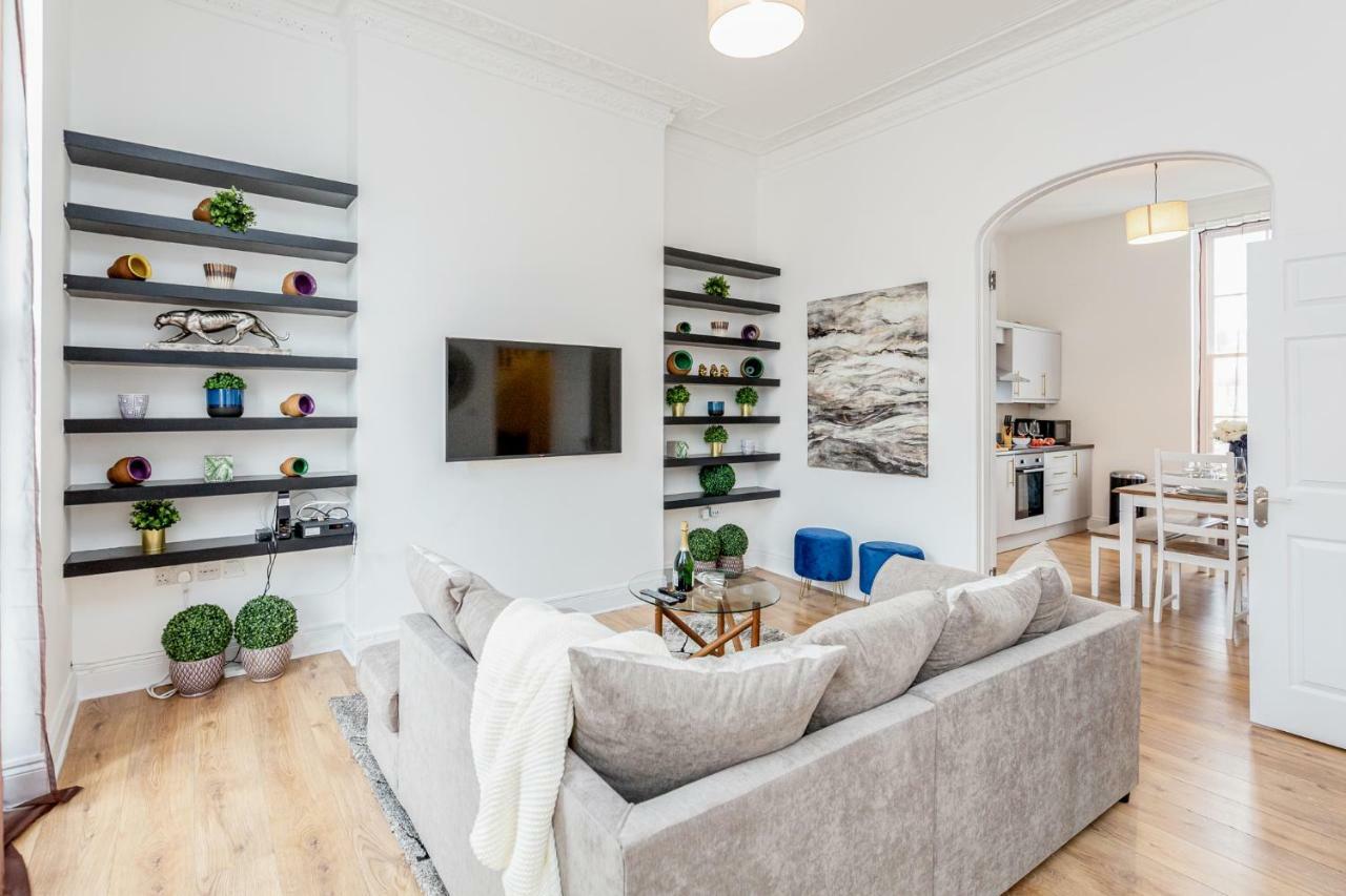 Bright & Spacious 4Beds Home - Kensington High Street-Olympia Λονδίνο Εξωτερικό φωτογραφία