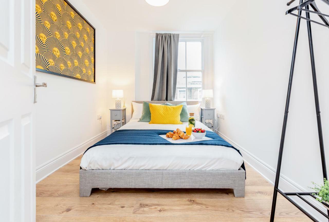 Bright & Spacious 4Beds Home - Kensington High Street-Olympia Λονδίνο Εξωτερικό φωτογραφία